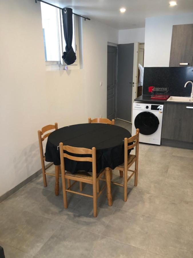 Appartement En Centre Ville Hyères Eksteriør bilde